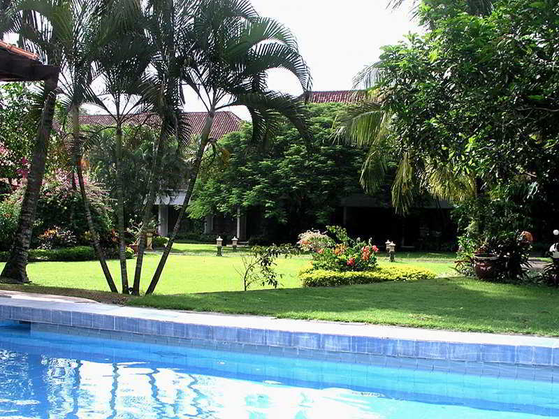 Dhyana Pura Beach 3*